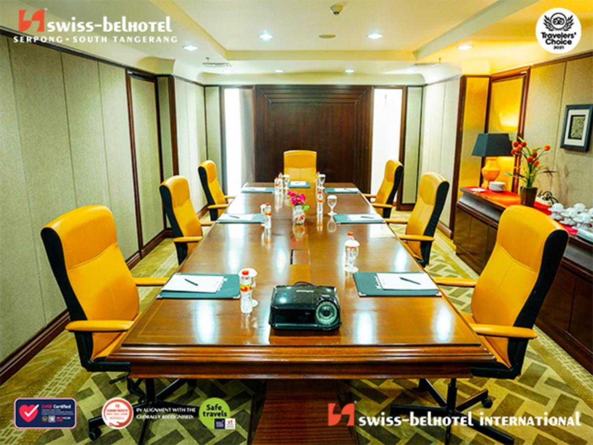 Swiss-Belcourt Serpong Exterior photo