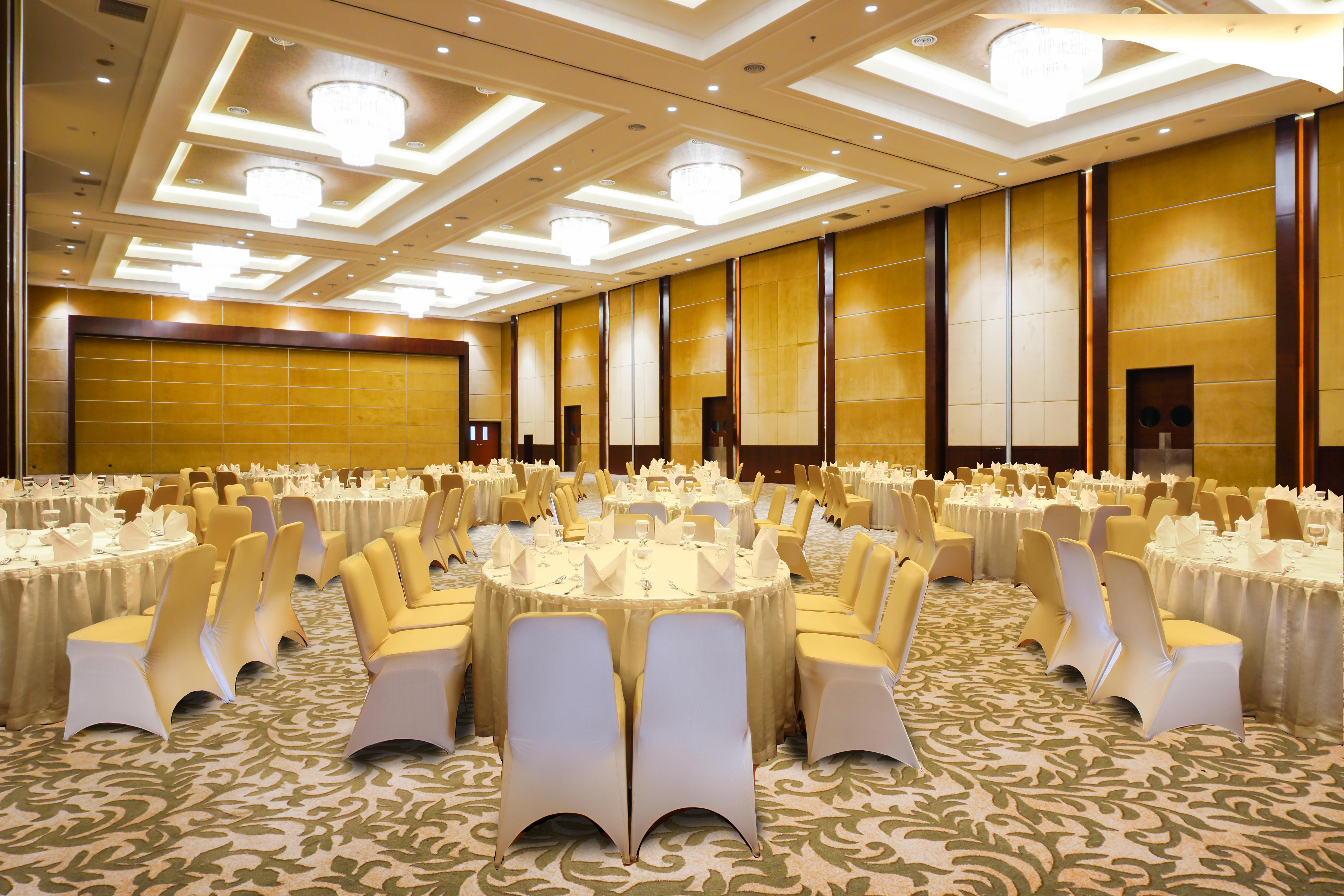Swiss-Belcourt Serpong Exterior photo